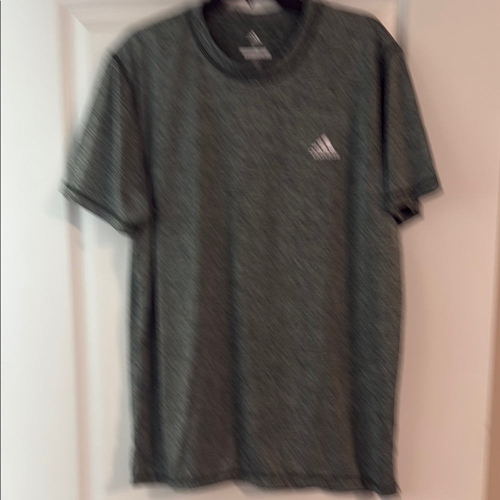Adidas Green Short Sleeve Tee for Effortless Style